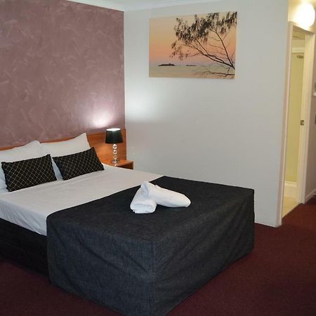 Hampton Villa Motel Rockhampton Eksteriør billede