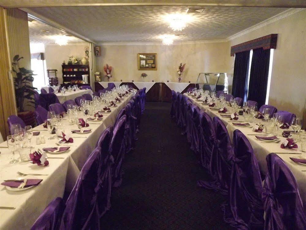 Hampton Villa Motel Rockhampton Eksteriør billede