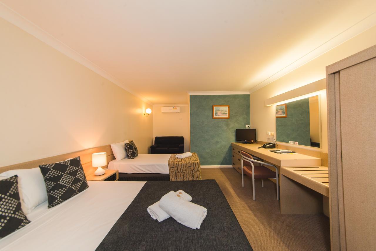 Hampton Villa Motel Rockhampton Eksteriør billede
