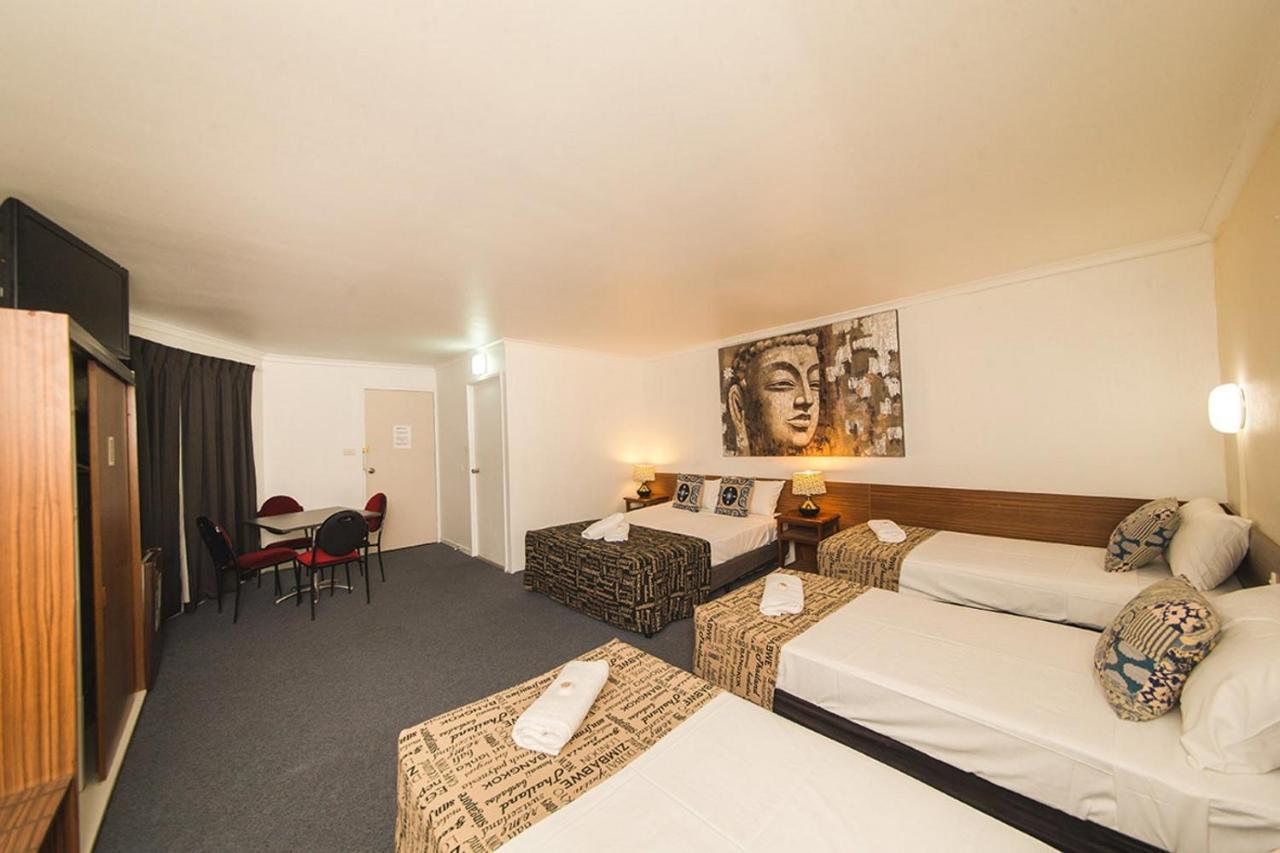 Hampton Villa Motel Rockhampton Eksteriør billede