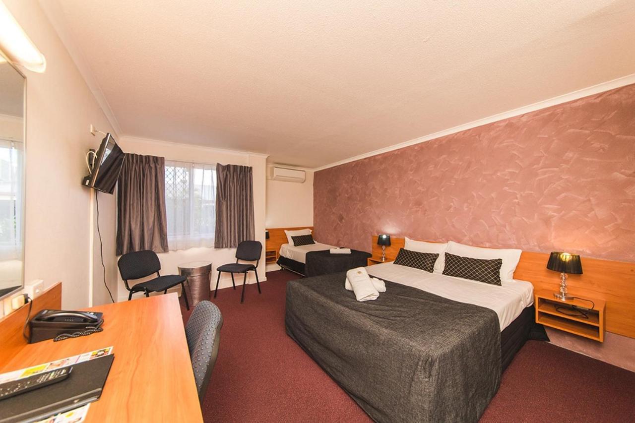 Hampton Villa Motel Rockhampton Eksteriør billede