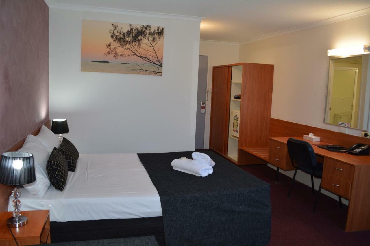 Hampton Villa Motel Rockhampton Eksteriør billede
